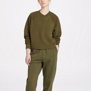 DSG Women's Quilted Meet and Greet Henley Sweatshirt
